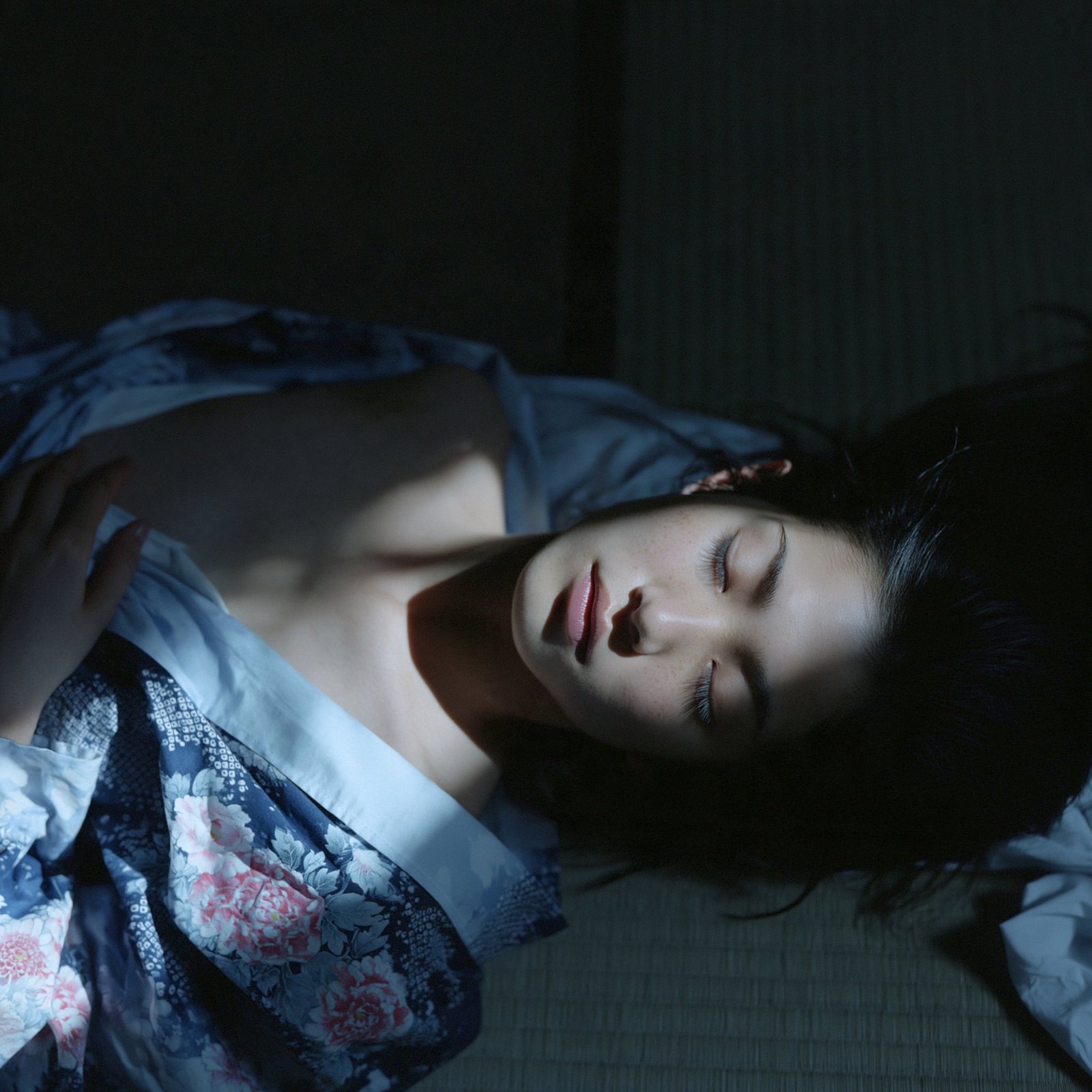 榻榻米上的睡眠 — AI image 3
